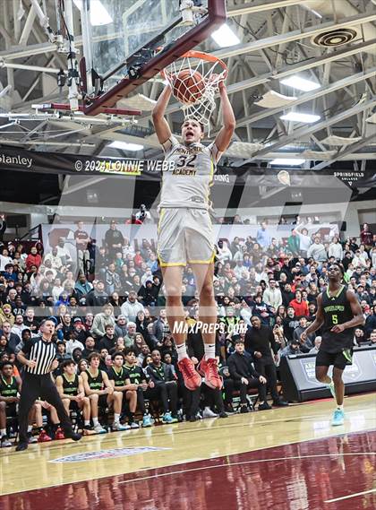 Thumbnail 3 in Montverde Academy vs. Prolific Prep (Spalding Hoophall Classic) photogallery.