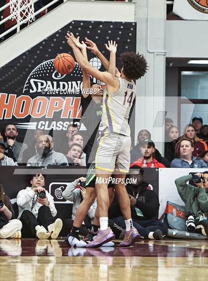 Thumbnail 2 in Montverde Academy vs. Prolific Prep (Spalding Hoophall Classic) photogallery.