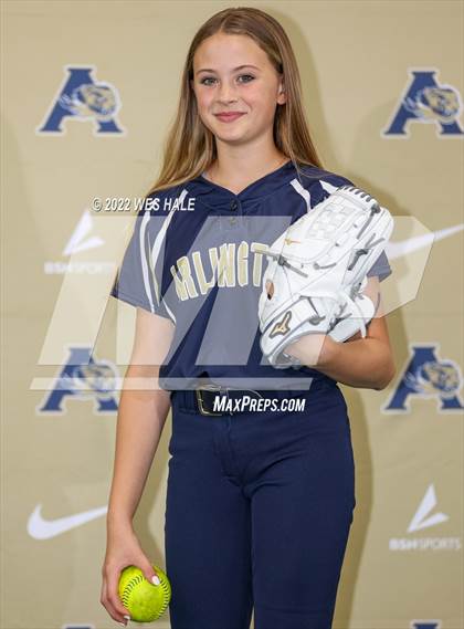 Thumbnail 2 in Arlington Softball (Team and Individual) photogallery.