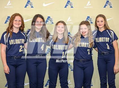 Thumbnail 2 in Arlington Softball (Team and Individual) photogallery.