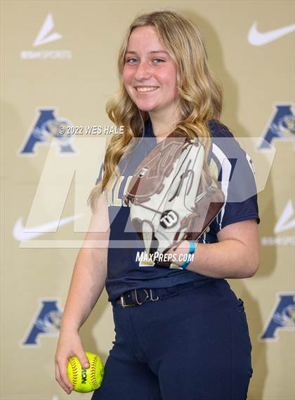 Thumbnail 1 in Arlington Softball (Team and Individual) photogallery.