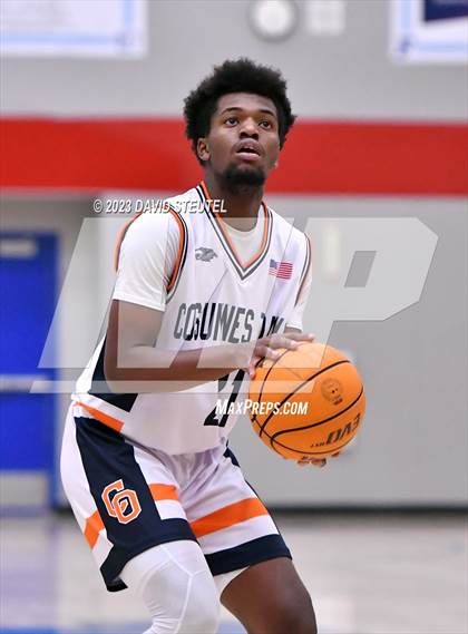 Thumbnail 3 in St. Patrick-St. Vincent vs. Cosumnes Oaks (Stan Harms Classic) photogallery.