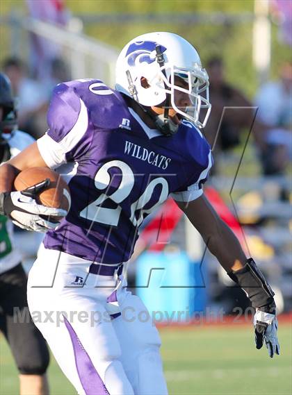 Thumbnail 3 in Franklin vs. Thousand Oaks (Battle for Veterans) photogallery.