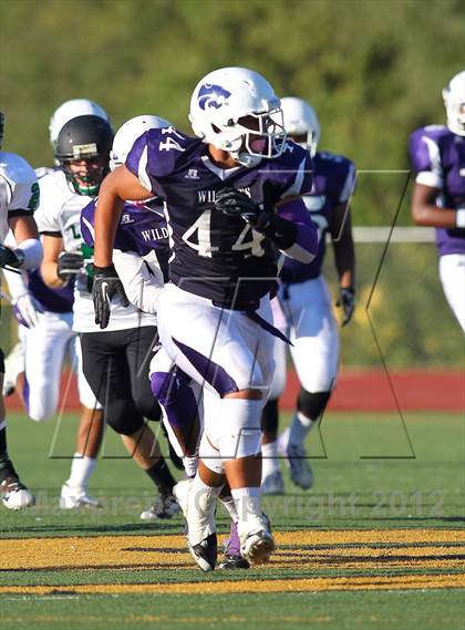 Thumbnail 2 in Franklin vs. Thousand Oaks (Battle for Veterans) photogallery.