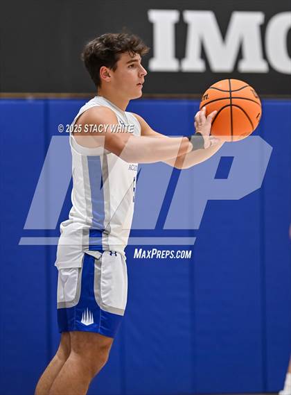 Thumbnail 1 in KBL League v IMG Varsity Black (IMG Ascender Classic) photogallery.
