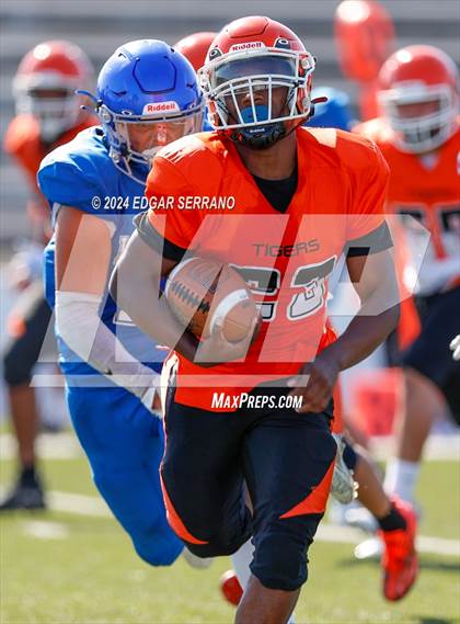 Thumbnail 2 in San Jacinto @ La Habra (Scrimage) photogallery.