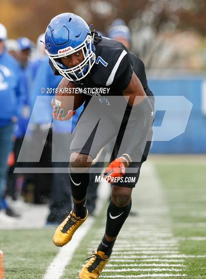Thumbnail 2 in Lake Forest vs Phillips (IHSA 6A First Round Playoff) photogallery.