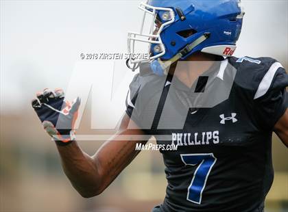 Thumbnail 3 in Lake Forest vs Phillips (IHSA 6A First Round Playoff) photogallery.