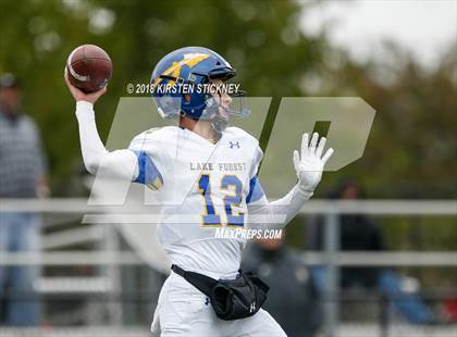 Thumbnail 3 in Lake Forest vs Phillips (IHSA 6A First Round Playoff) photogallery.