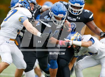 Thumbnail 1 in Lake Forest vs Phillips (IHSA 6A First Round Playoff) photogallery.