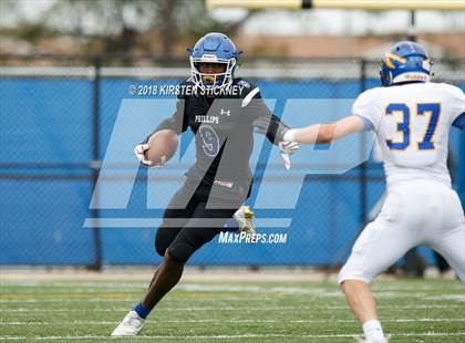 Thumbnail 2 in Lake Forest vs Phillips (IHSA 6A First Round Playoff) photogallery.