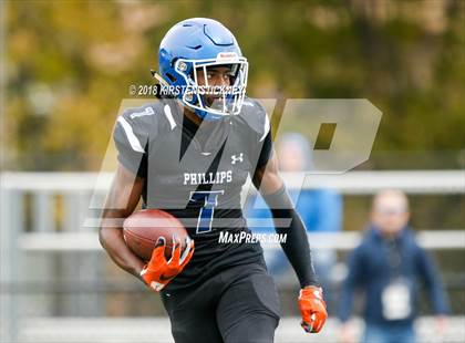 Thumbnail 1 in Lake Forest vs Phillips (IHSA 6A First Round Playoff) photogallery.