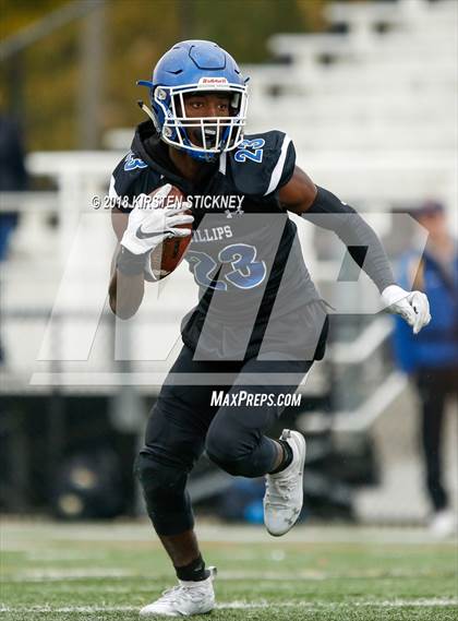 Thumbnail 2 in Lake Forest vs Phillips (IHSA 6A First Round Playoff) photogallery.