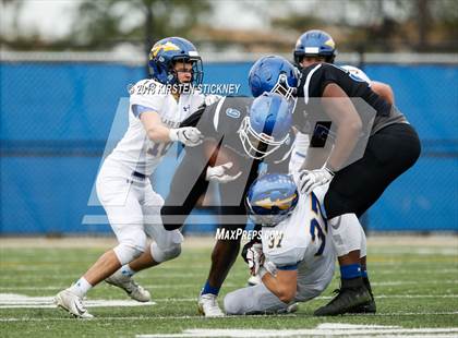 Thumbnail 3 in Lake Forest vs Phillips (IHSA 6A First Round Playoff) photogallery.