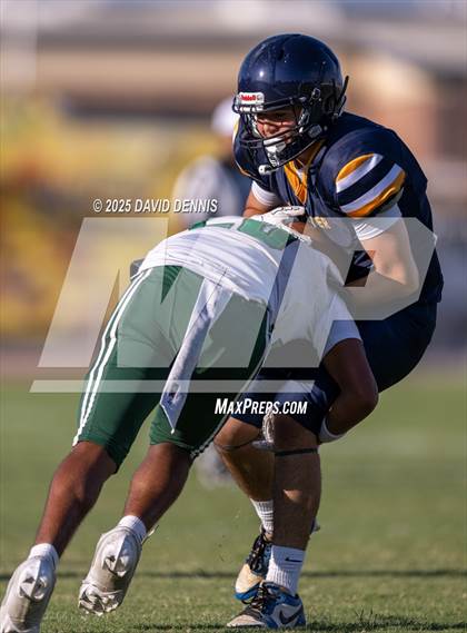 Thumbnail 2 in JV: St. Joseph @ Shafter photogallery.