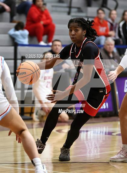 Thumbnail 2 in Charlotte Catholic vs Nation Ford (at Ardrey Kell) photogallery.