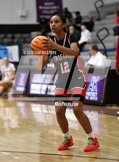 Thumbnail 3 in Charlotte Catholic vs Nation Ford (at Ardrey Kell) photogallery.