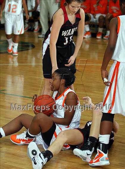 Thumbnail 1 in Wando v Timberland (Lake Marion Invitational 2010 Finals)  photogallery.
