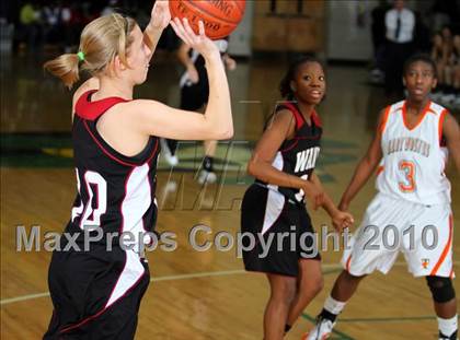 Thumbnail 1 in Wando v Timberland (Lake Marion Invitational 2010 Finals)  photogallery.