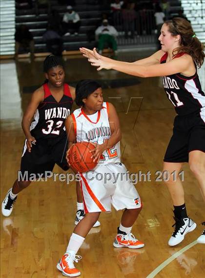 Thumbnail 2 in Wando v Timberland (Lake Marion Invitational 2010 Finals)  photogallery.