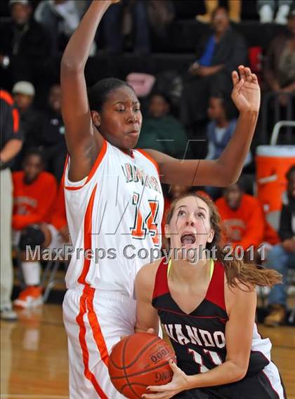 Thumbnail 3 in Wando v Timberland (Lake Marion Invitational 2010 Finals)  photogallery.