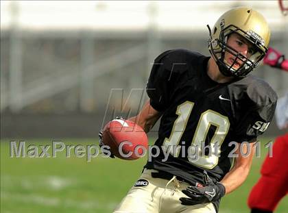 Thumbnail 1 in Jacksonville @ Sacred Heart-Griffin (IHSA Class 5A  1st Round) photogallery.