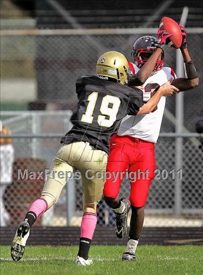 Thumbnail 1 in Jacksonville @ Sacred Heart-Griffin (IHSA Class 5A  1st Round) photogallery.