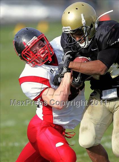 Thumbnail 2 in Jacksonville @ Sacred Heart-Griffin (IHSA Class 5A  1st Round) photogallery.