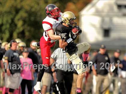 Thumbnail 3 in Jacksonville @ Sacred Heart-Griffin (IHSA Class 5A  1st Round) photogallery.