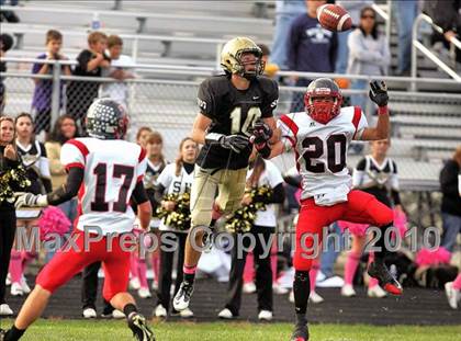 Thumbnail 3 in Jacksonville @ Sacred Heart-Griffin (IHSA Class 5A  1st Round) photogallery.