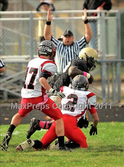 Thumbnail 1 in Jacksonville @ Sacred Heart-Griffin (IHSA Class 5A  1st Round) photogallery.
