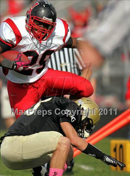 Thumbnail 1 in Jacksonville @ Sacred Heart-Griffin (IHSA Class 5A  1st Round) photogallery.