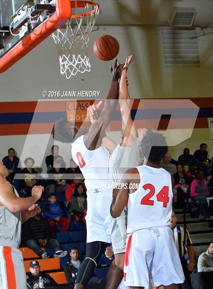 Thumbnail 2 in Bishop Gorman vs. Westchester (Tarkanian Classic) photogallery.