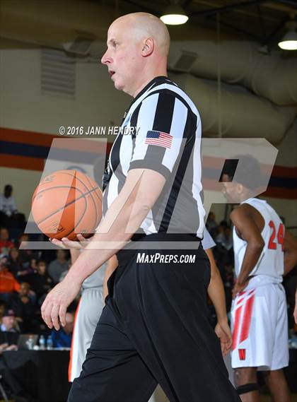 Thumbnail 2 in Bishop Gorman vs. Westchester (Tarkanian Classic) photogallery.