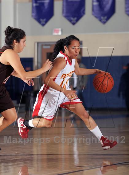 Thumbnail 1 in Grant vs. Palm Desert (MaxPreps Holiday Classic) photogallery.