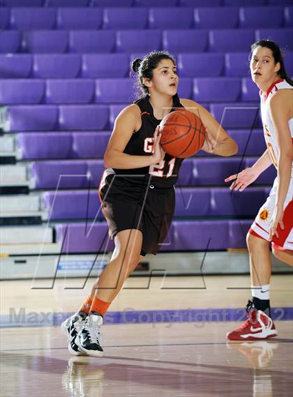 Thumbnail 2 in Grant vs. Palm Desert (MaxPreps Holiday Classic) photogallery.