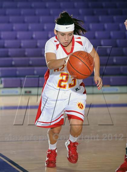Thumbnail 1 in Grant vs. Palm Desert (MaxPreps Holiday Classic) photogallery.