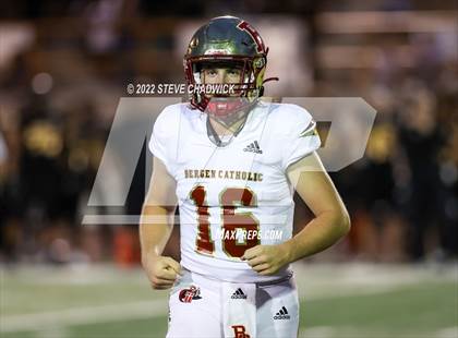 Thumbnail 2 in Bergen Catholic @ Saguargo photogallery.
