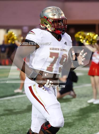 Thumbnail 2 in Bergen Catholic @ Saguargo photogallery.
