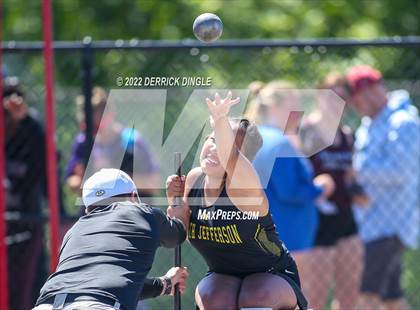 Thumbnail 2 in NYSPHSAA Outdoor Track & Field Championship (Shot Put) photogallery.