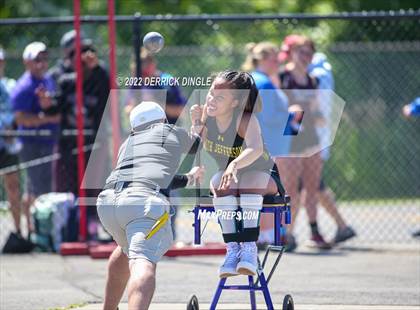 Thumbnail 2 in NYSPHSAA Outdoor Track & Field Championship (Shot Put) photogallery.