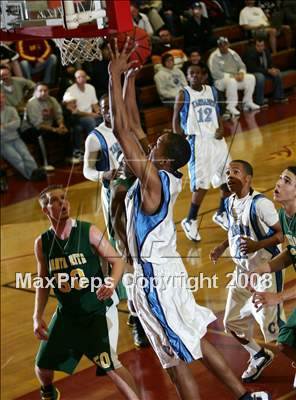 Thumbnail 1 in Santa Rita vs. Compton (MaxPreps Holiday Classic) photogallery.