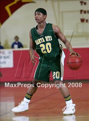 Thumbnail 2 in Santa Rita vs. Compton (MaxPreps Holiday Classic) photogallery.