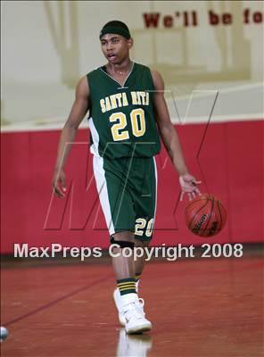 Thumbnail 2 in Santa Rita vs. Compton (MaxPreps Holiday Classic) photogallery.