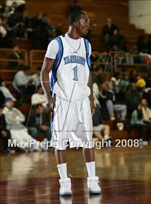 Thumbnail 2 in Santa Rita vs. Compton (MaxPreps Holiday Classic) photogallery.