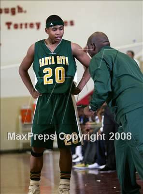Thumbnail 2 in Santa Rita vs. Compton (MaxPreps Holiday Classic) photogallery.
