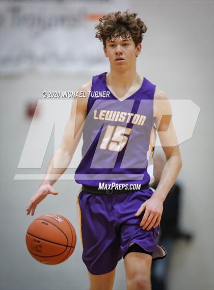 Thumbnail 1 in Lewiston vs. Post Falls photogallery.