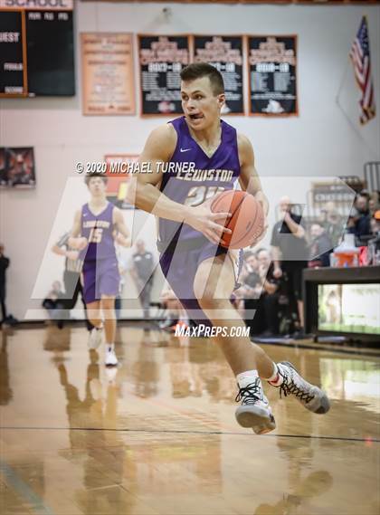 Thumbnail 1 in Lewiston vs. Post Falls photogallery.