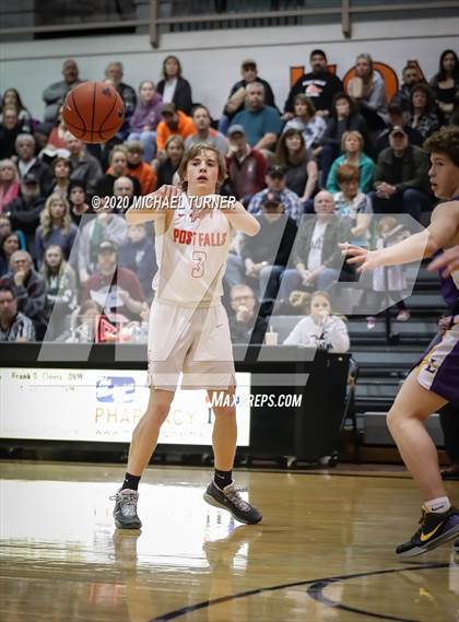 Thumbnail 3 in Lewiston vs. Post Falls photogallery.