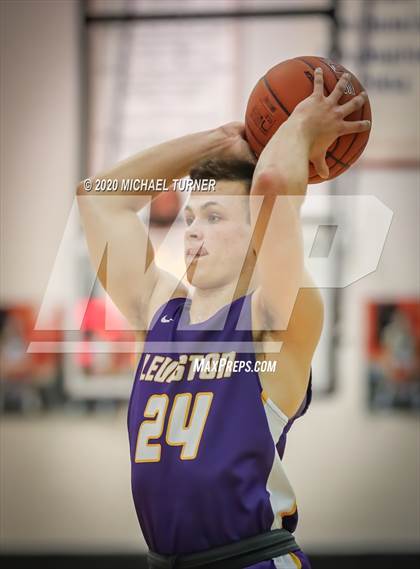 Thumbnail 3 in Lewiston vs. Post Falls photogallery.